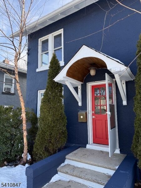 Property Photo:  590 Arlington Ave  NJ 08865 