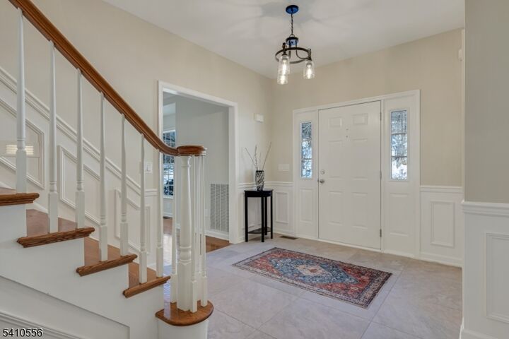 Property Photo:  10 Mount Pleasant Rd  NJ 07871 