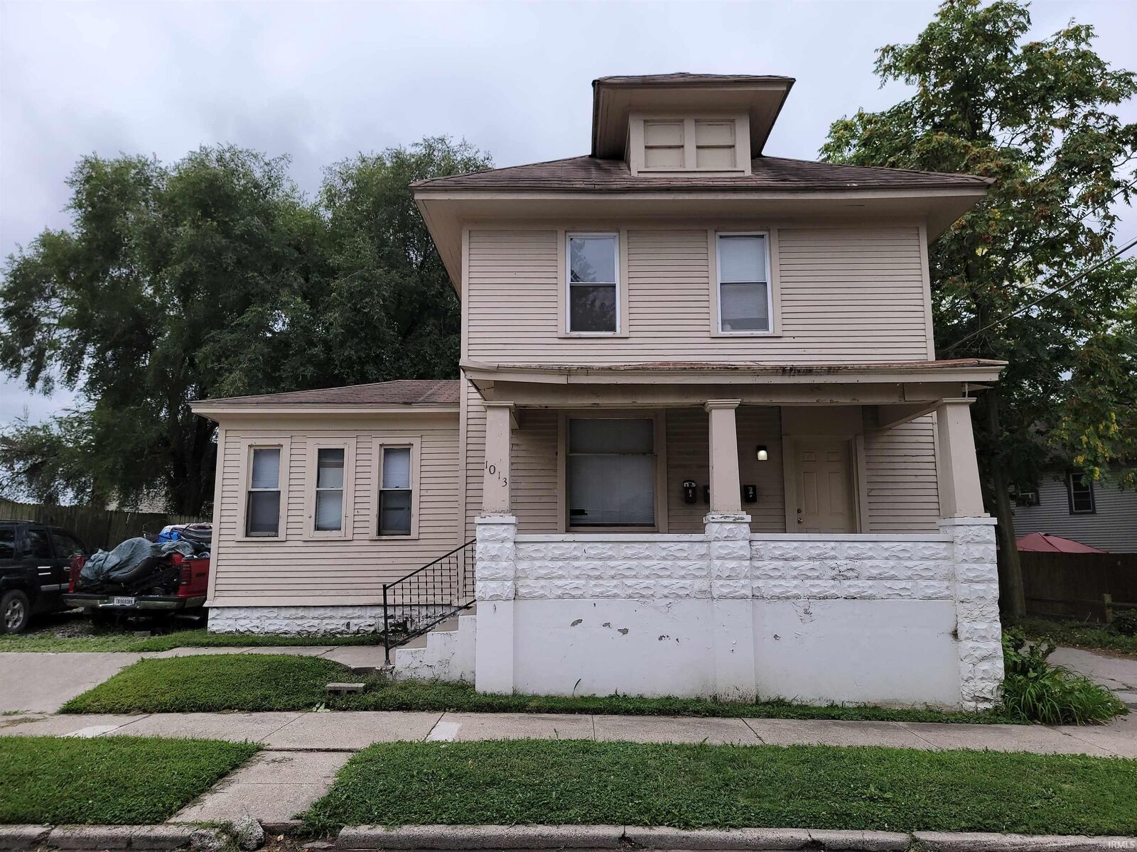 Property Photo:  1013 Stophlet Street  IN 46802-4319 