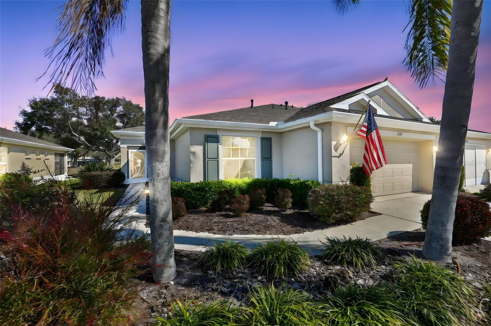 Property Photo:  2119 Grantham Greens Drive  FL 33573 