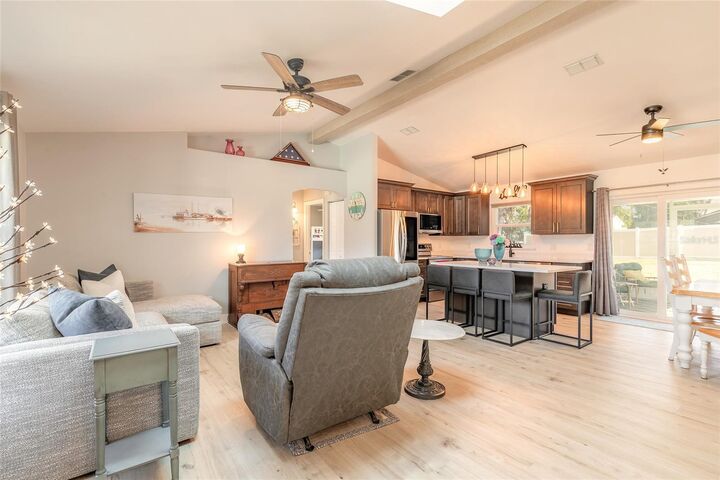 Property Photo:  2803 Kumquat Drive  FL 32141 