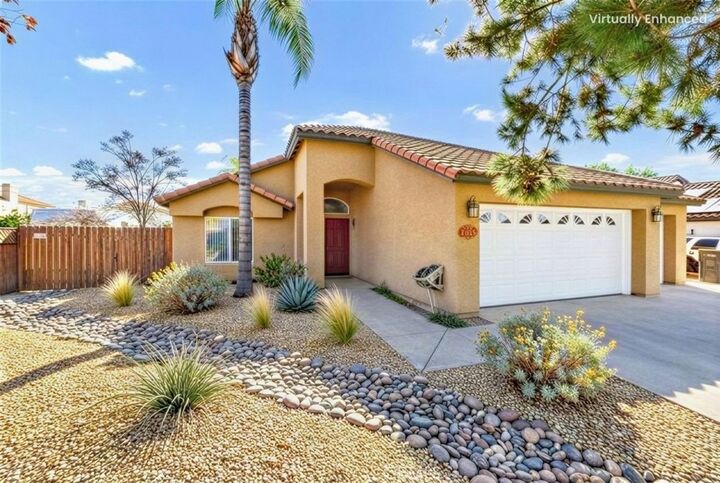 Property Photo: 42809 Acacia CA 92544