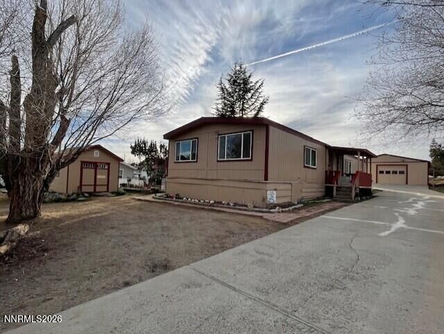 Property Photo: 215 Danforth Drive NV 89433