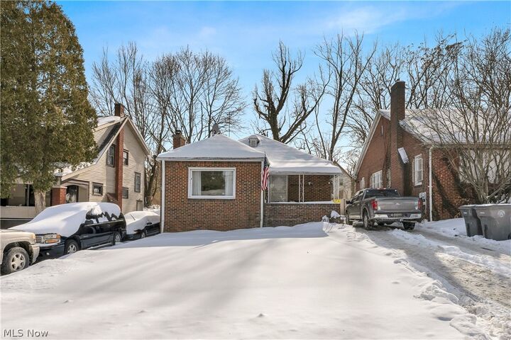 Property Photo:  127 Roslyn Drive  OH 44505 