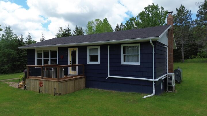 Property Photo: 4057 105 Highway NS B0E 3L0
