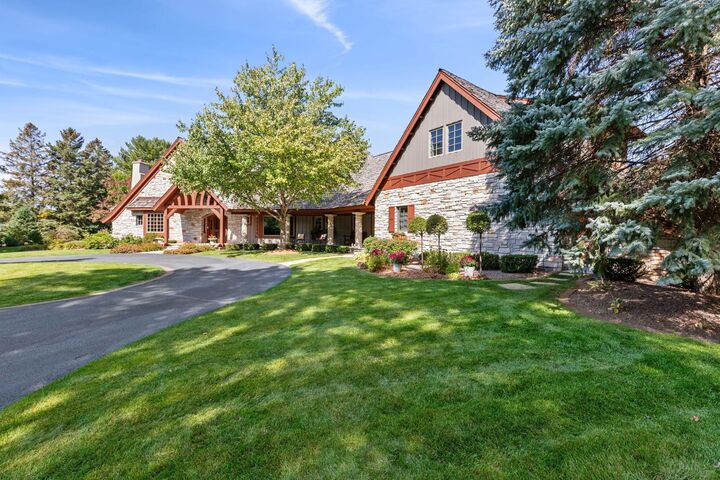 Property Photo:  781 Ferndale Road N  MN 55391 