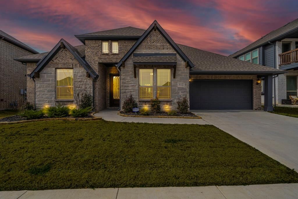 Property Photo:  512 Sedona Street  TX 75068 