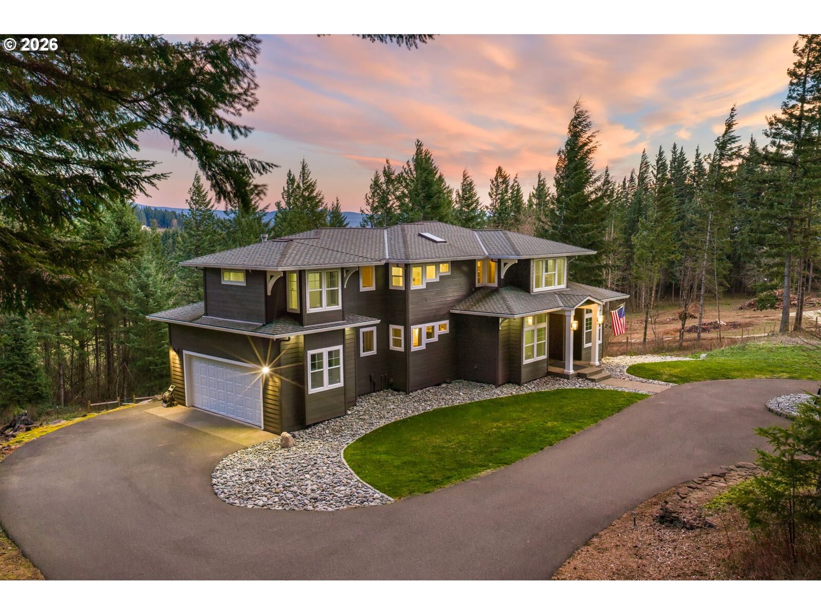 Property Photo:  37020 SE 13th St  WA 98671 