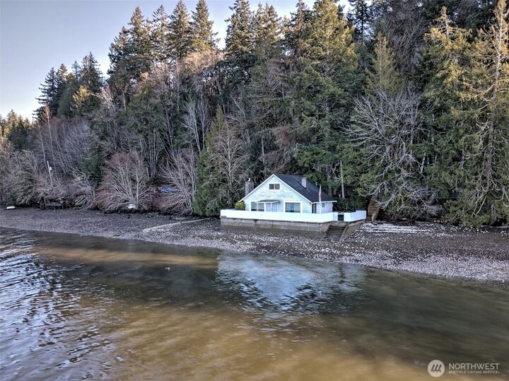 Property Photo:  11181 E State Route 106  WA 98592 