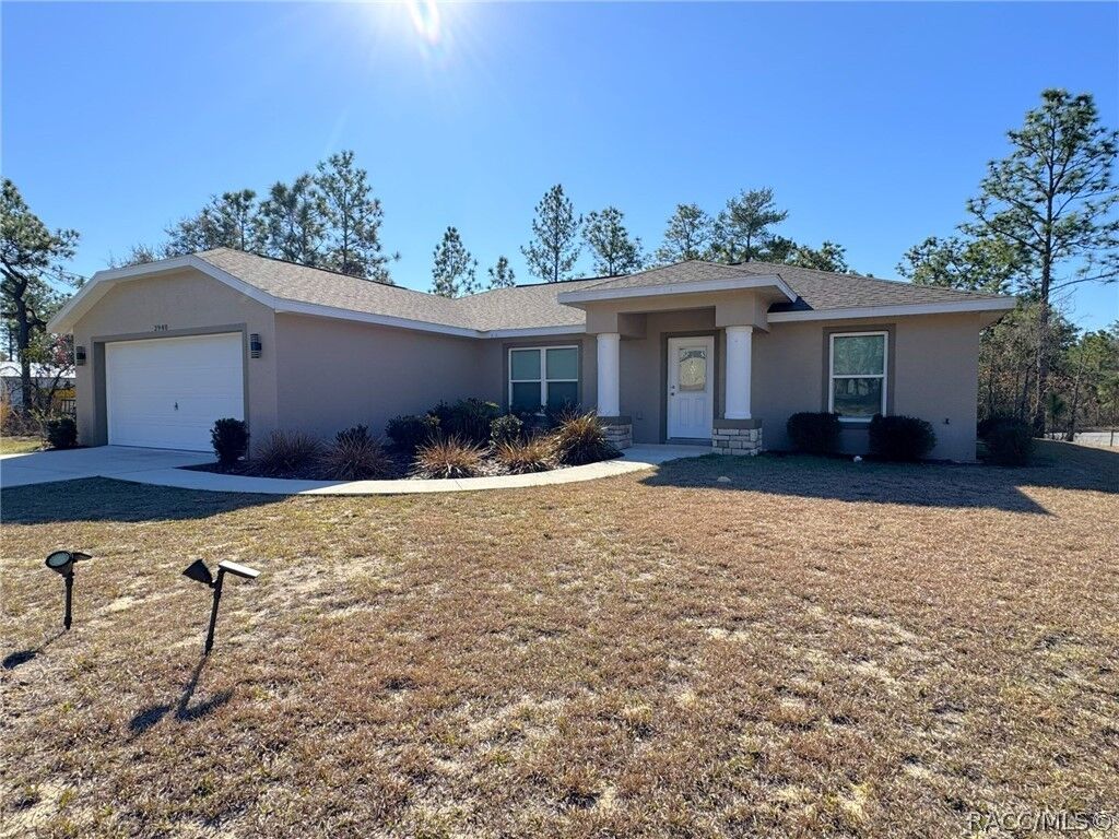 Property Photo:  3940 W Penton Place  FL 34433 