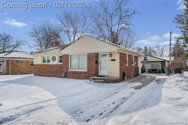 Property Photo:  31531 Chester Street  MI 48135 