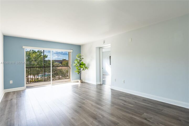 Property Photo: 1600 SW 127th Way 305C FL 33027