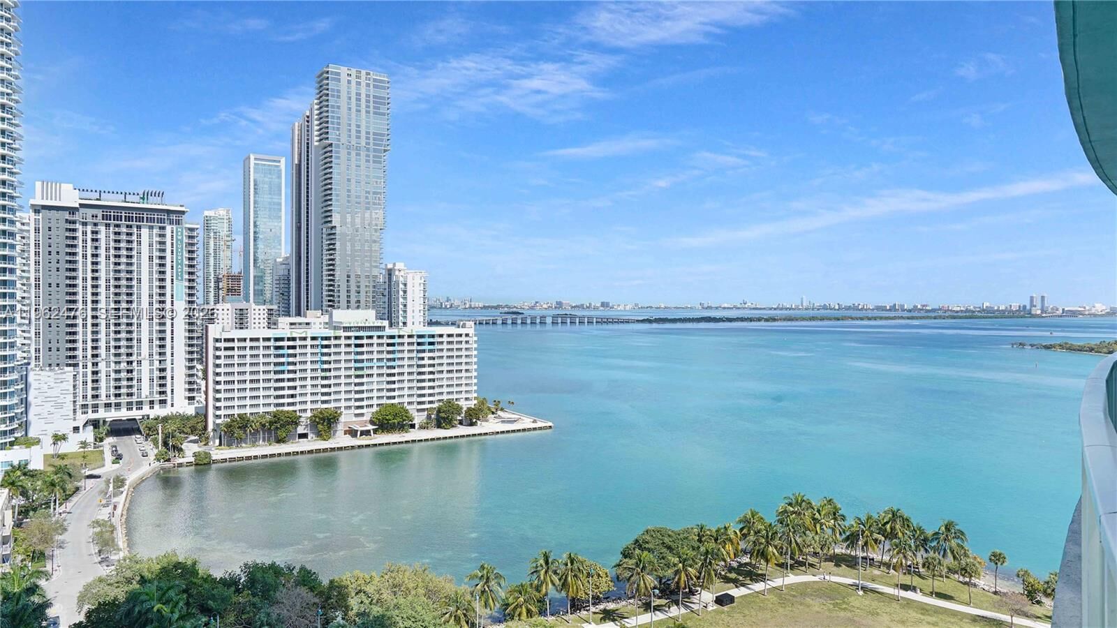 Property Photo:  1900 N Bayshore Dr 1708  FL 33132 
