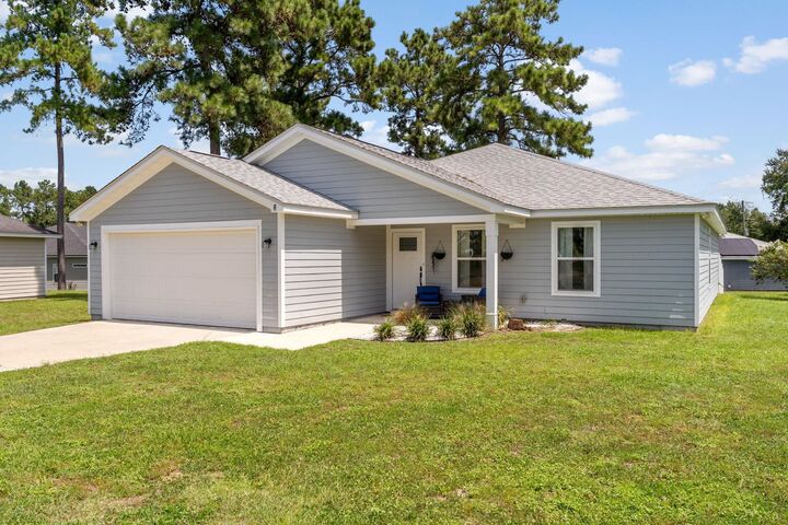 Property Photo:  6 Slash Lane  FL 32343-4255 