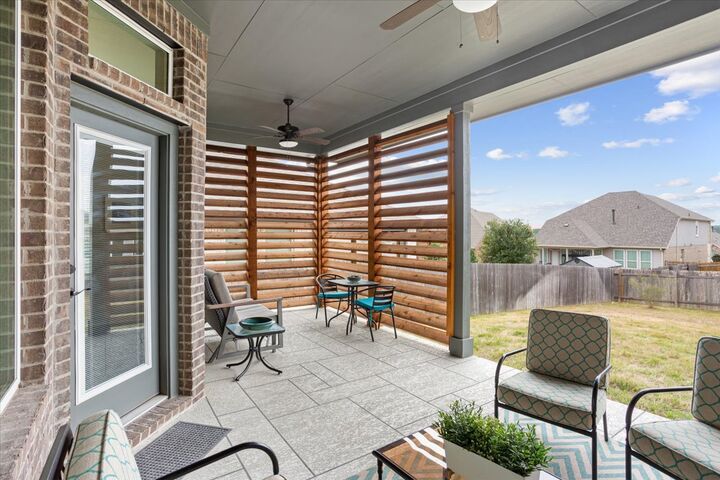 Property Photo: 804 Karst Cove TX 78628
