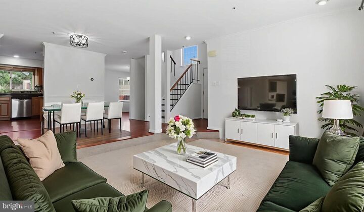 Property Photo:  8417 Meadow Green Way  MD 20877 