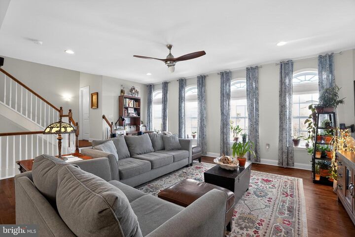 Property Photo: 142 Westhampton Drive DE 19808