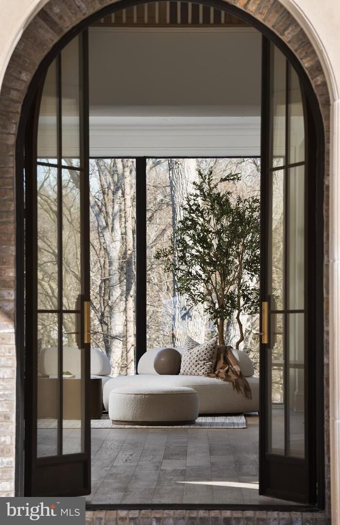 Property Photo:  8634 Overlook Road  VA 22102 