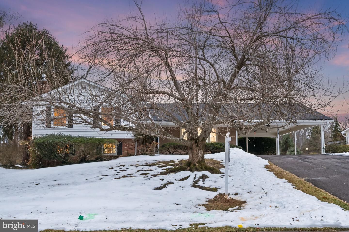 Property Photo:  6627 Kennedy Lane  VA 22042 