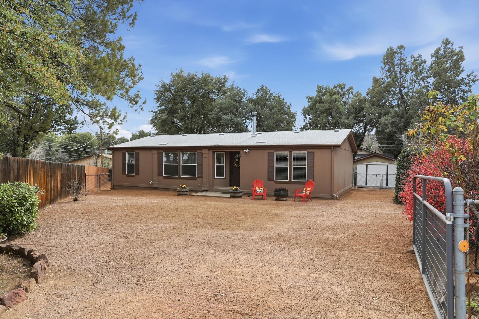 Property Photo:  609 W Barnum Circle  AZ 85541 