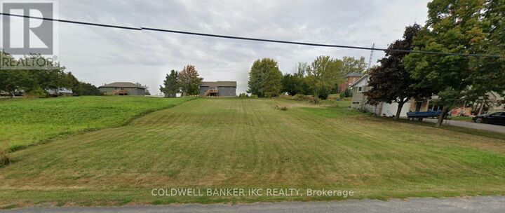 Property Photo:  00 Bayview Drive  ON K7R 3K8 