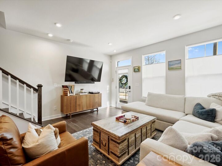 Property Photo:  4746 Chastain Avenue  NC 28217 