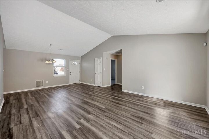 Property Photo:  6352 Lakota Meadows Drive  OH 45044 