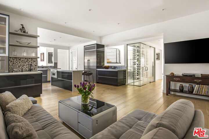 Property Photo:  3643 Potosi Ave  CA 91604 