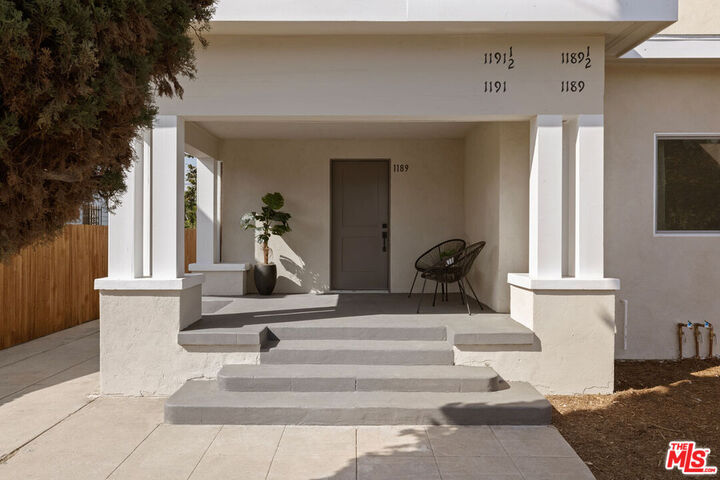 Property Photo:  1189 Crenshaw Blvd  CA 90019 