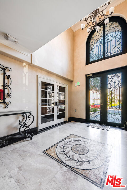 Property Photo: 12026 Hoffman St CA 91604