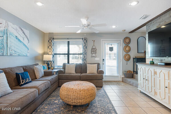 Property Photo: 35 Chateau Road FL 32413