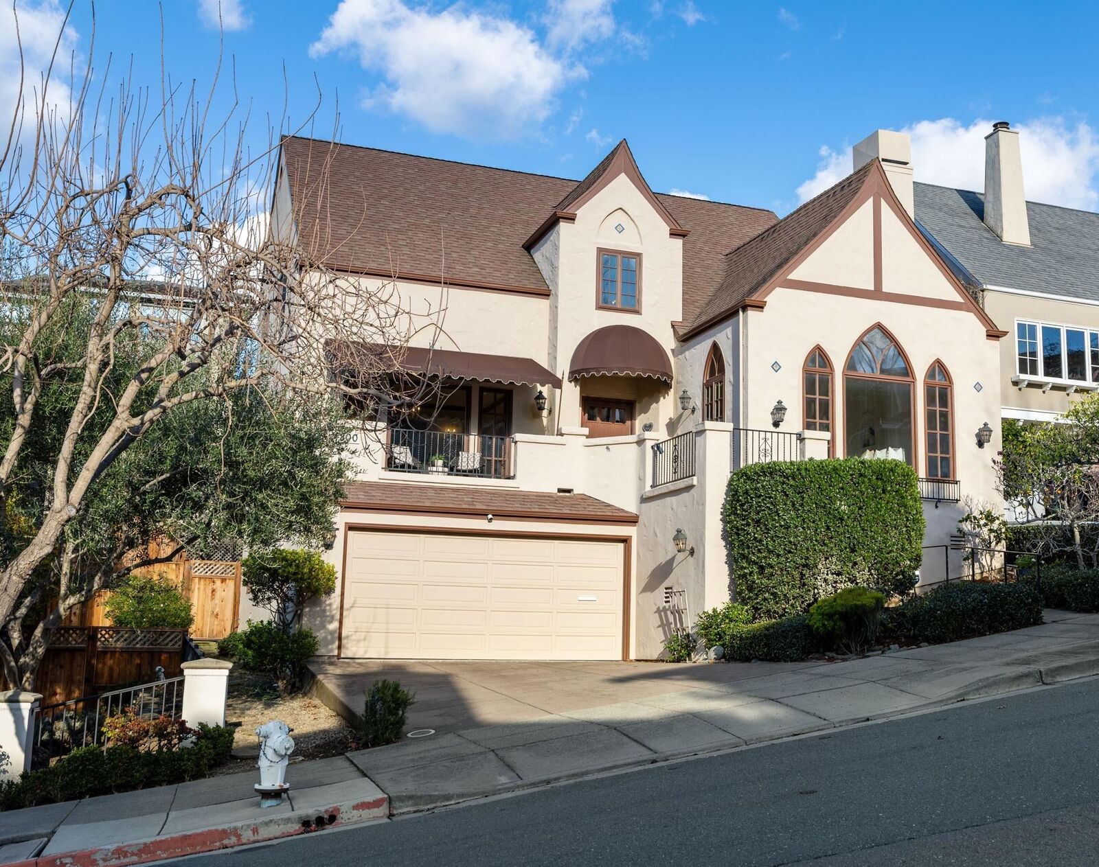 Property Photo: 4800 Proctor Ave CA 94618