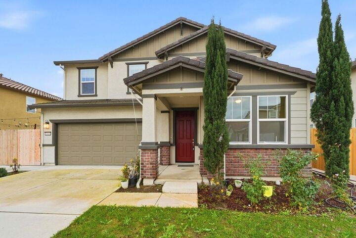 Property Photo:  1444 Meridian St  CA 95337 