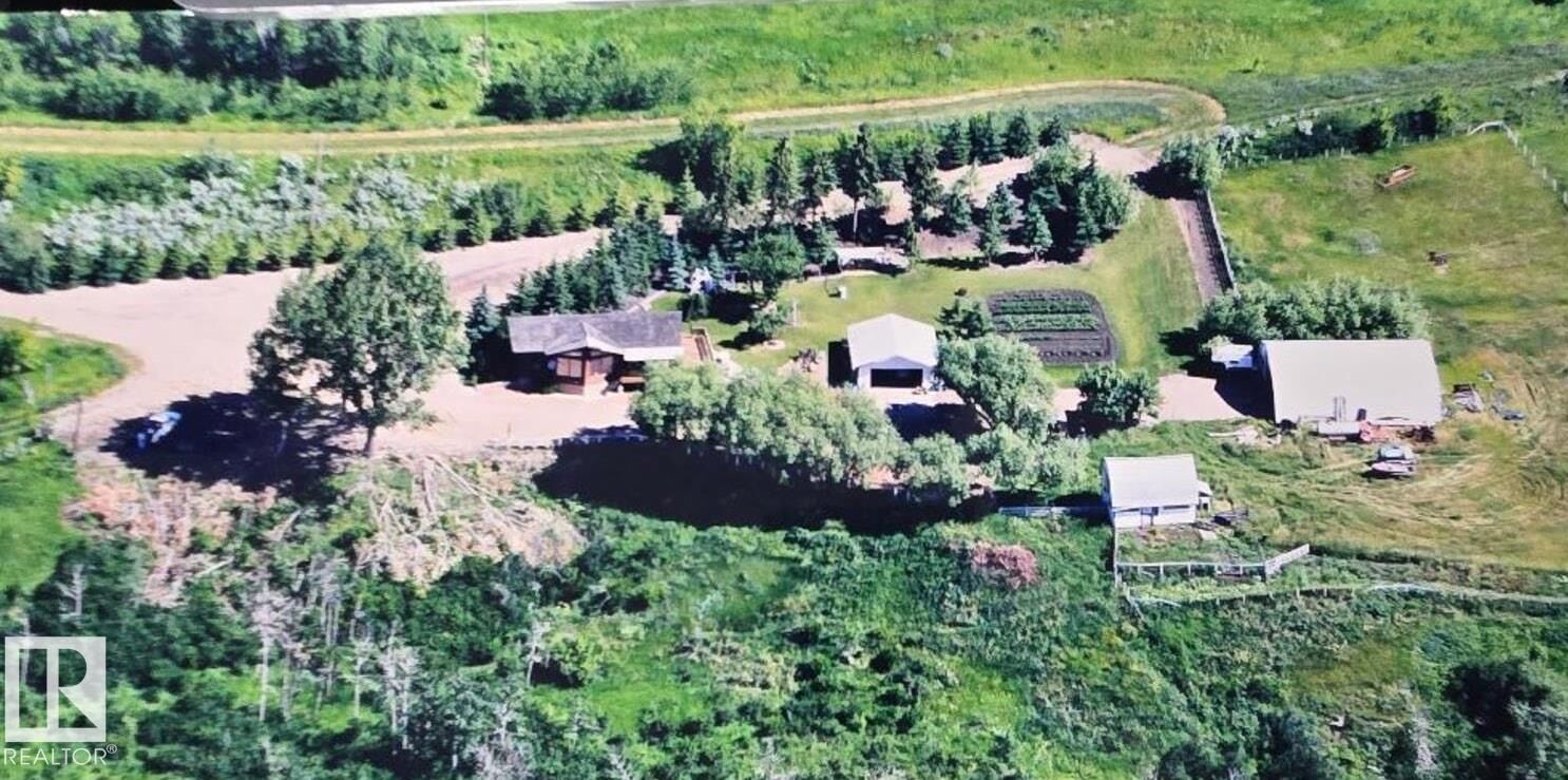 Property Photo: 15241 Hwy 652 AB T0B 2C0