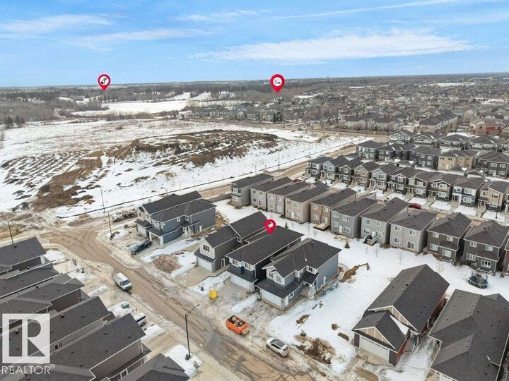 Property Photo:  3312 Chickadee Dr NW  AB T5S 0V5 