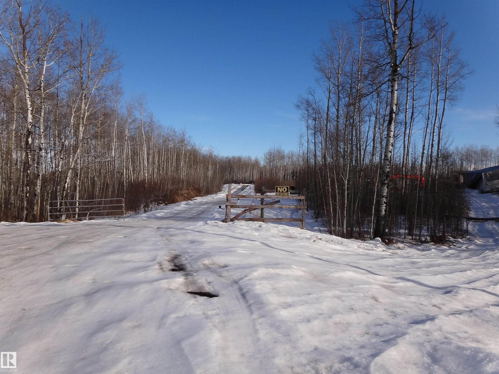 Property Photo: 55303 Rge Rd 13 AB T0E 1V0