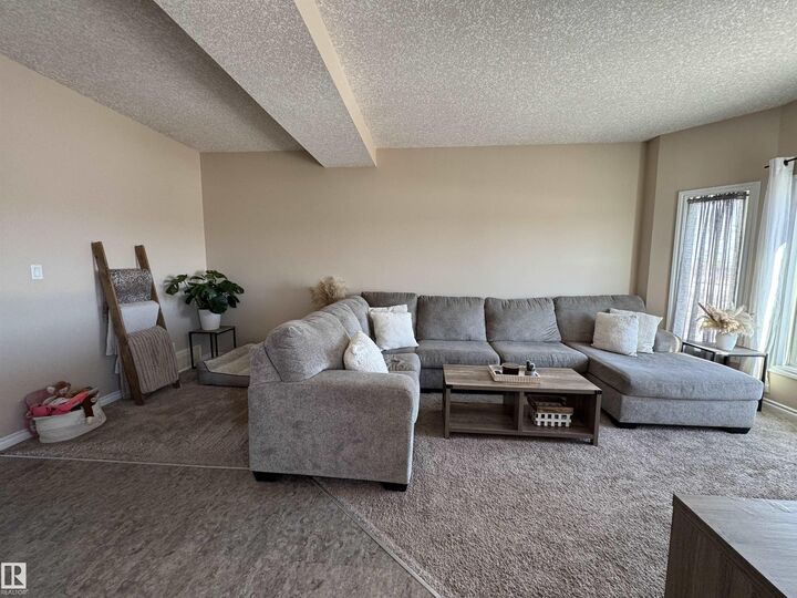 Property Photo: 5924 47 Street AB T9C 1X3