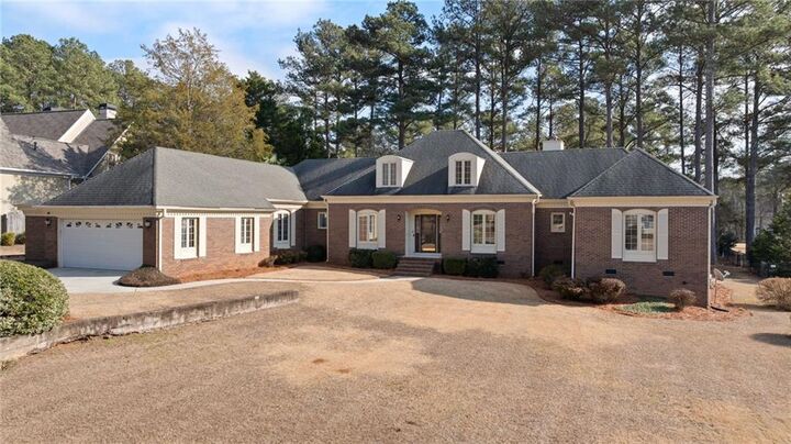Property Photo:  229 Westchester Drive  GA 30223 