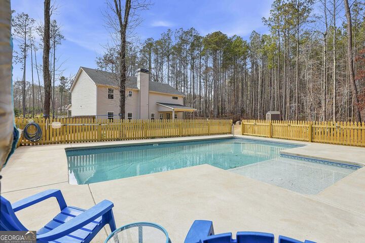 Property Photo:  19 Allison Road  GA 30259 