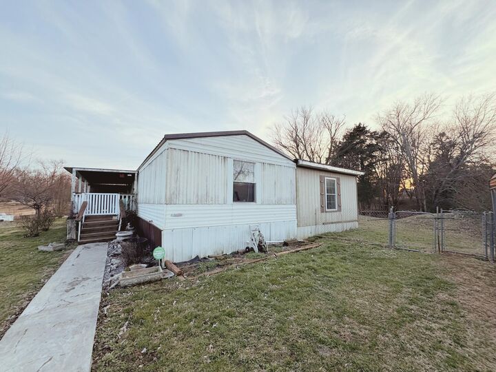 Property Photo:  25 Don Grider Road  KY 42642 