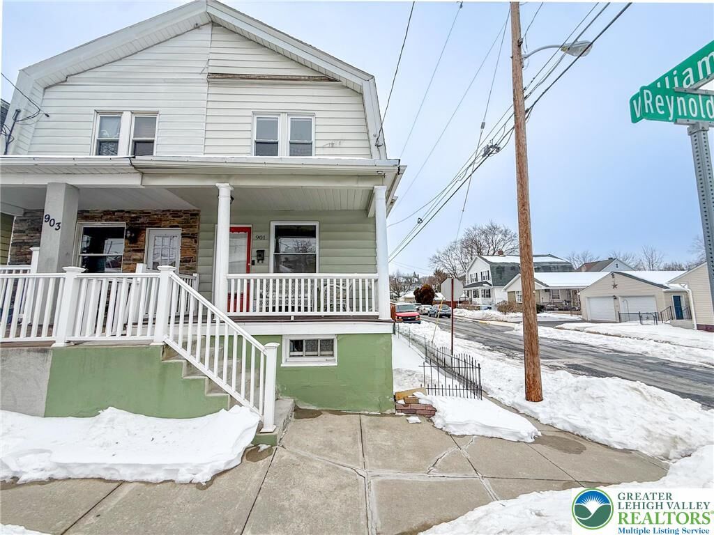 Property Photo:  901 Reynolds Street  PA 18042 