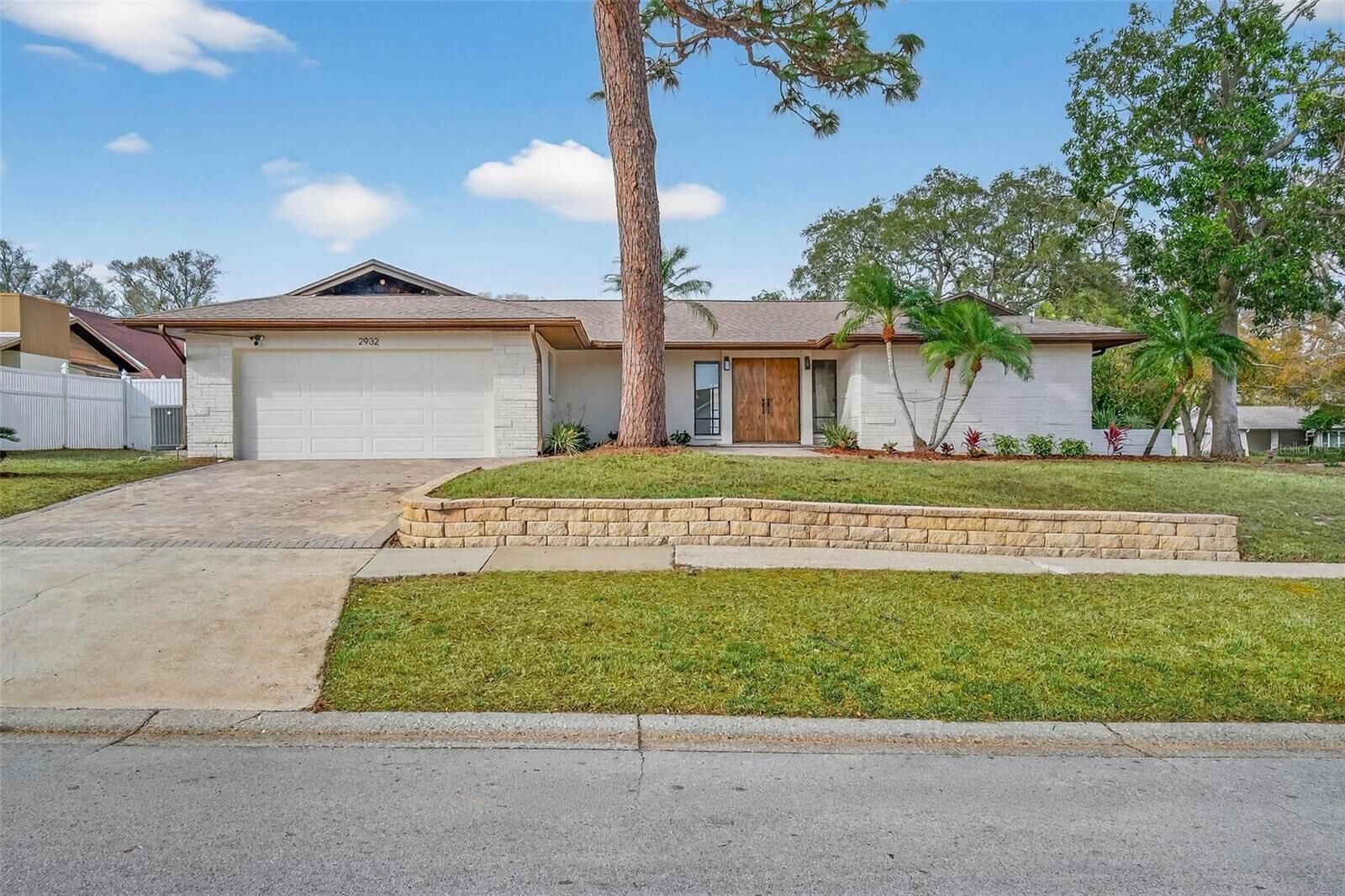 Property Photo:  2932 Sweetgum Way S  FL 33761 