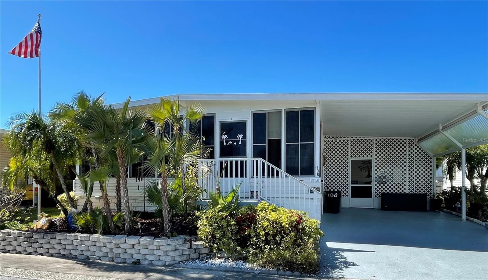 Property Photo:  105 Pinebark Drive  FL 34684 