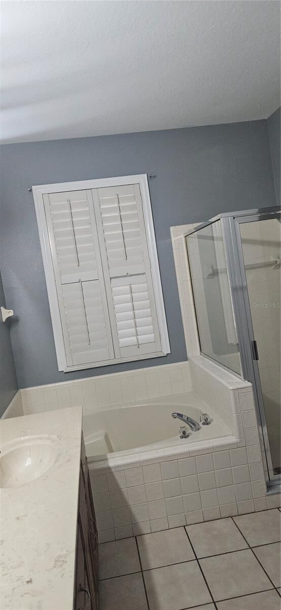 Property Photo: 1087 Shimmering Sand Drive FL 34761