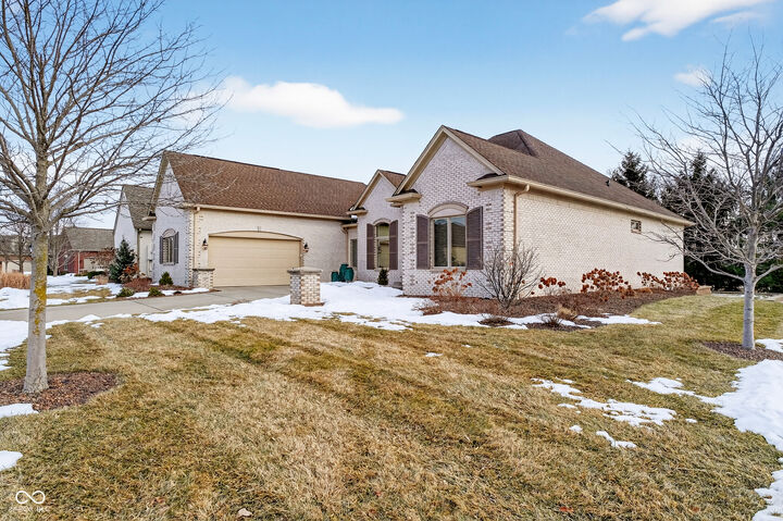 Property Photo:  2123 Renegade Court  IN 46032 