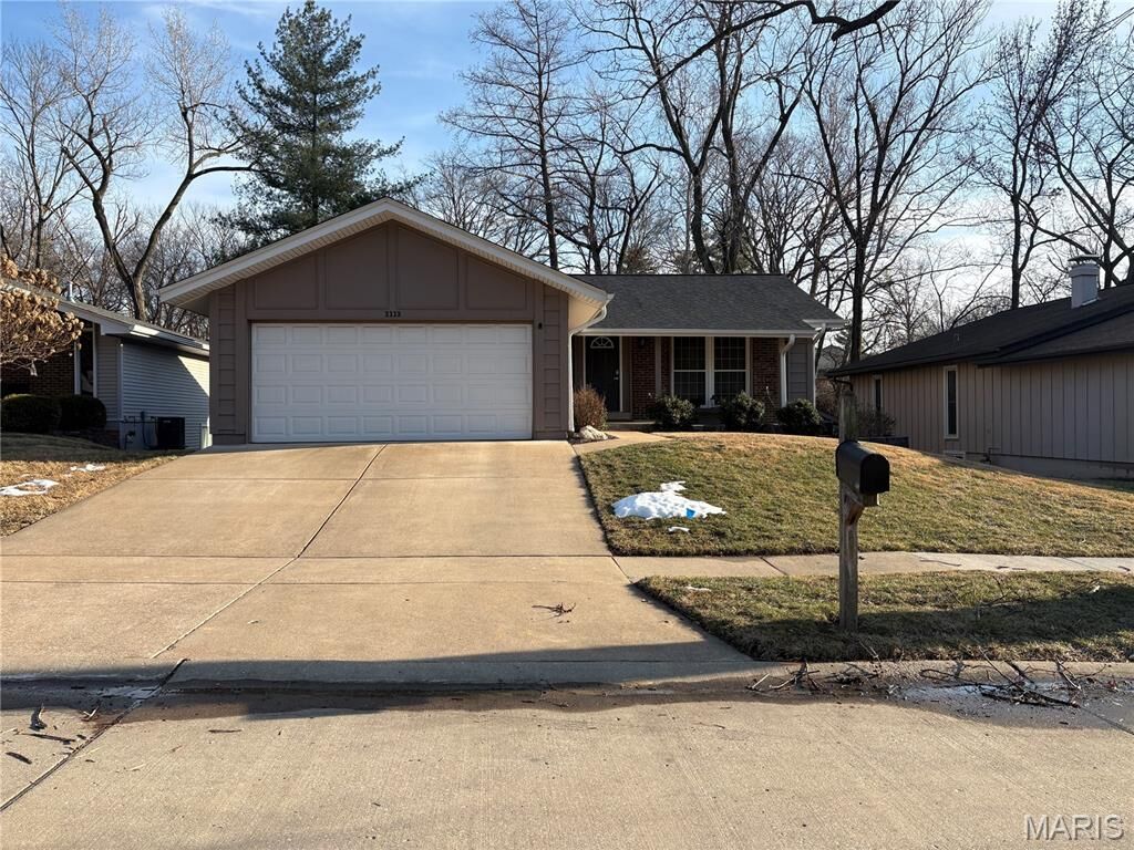 Property Photo:  2113 Cherrycove Court  MO 63043 