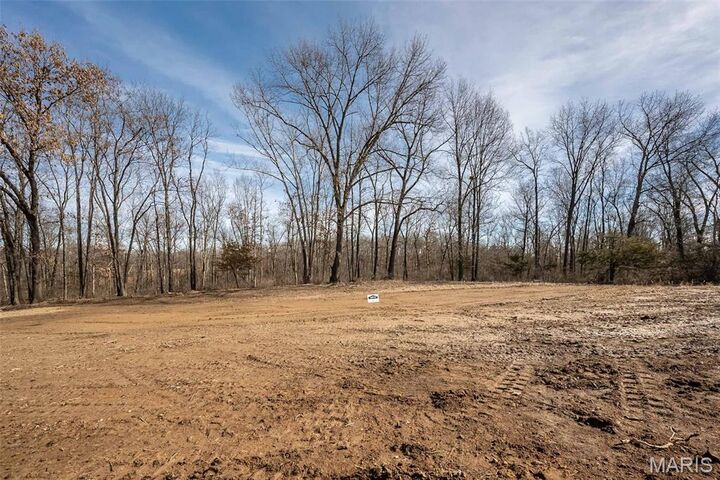 Property Photo: 24 Oakview Ct. - Lot 14 MO 63379
