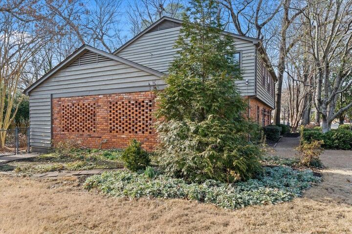 Property Photo: 6223 Quince Rd TN 38119