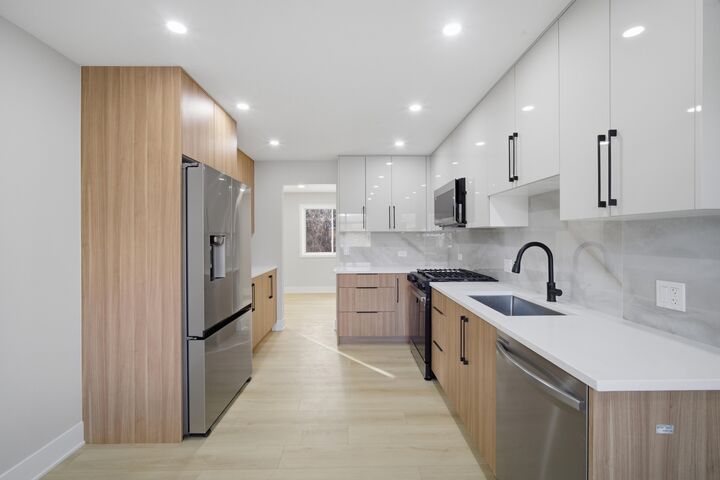 Property Photo: 1175 Hunters Lane IL 60047