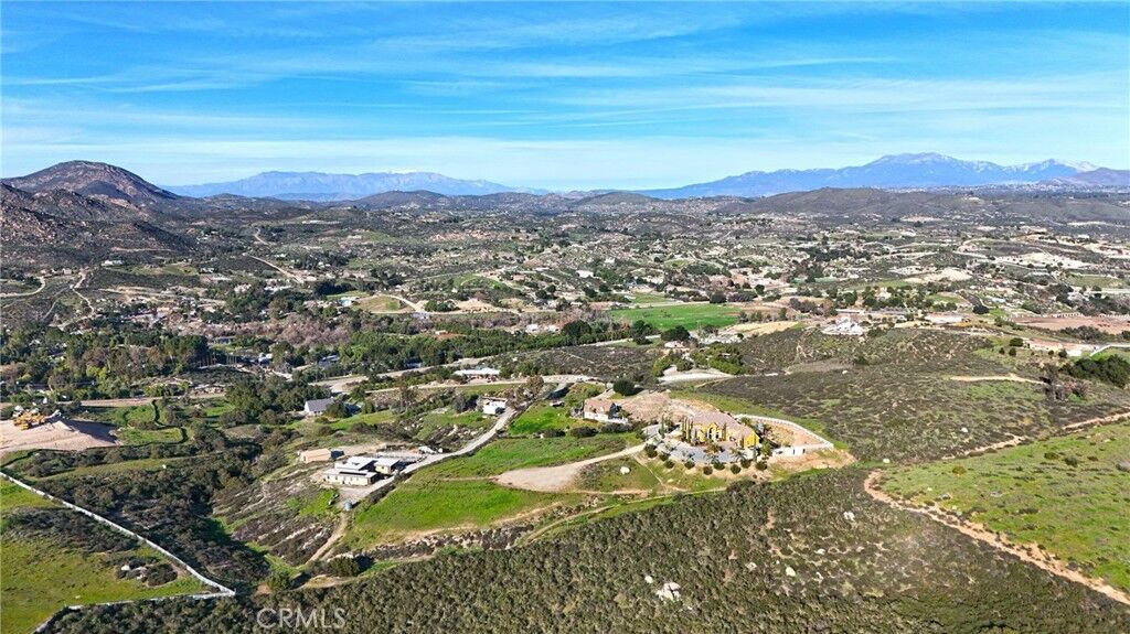 Property Photo: 38101 Via Lobato CA 92592